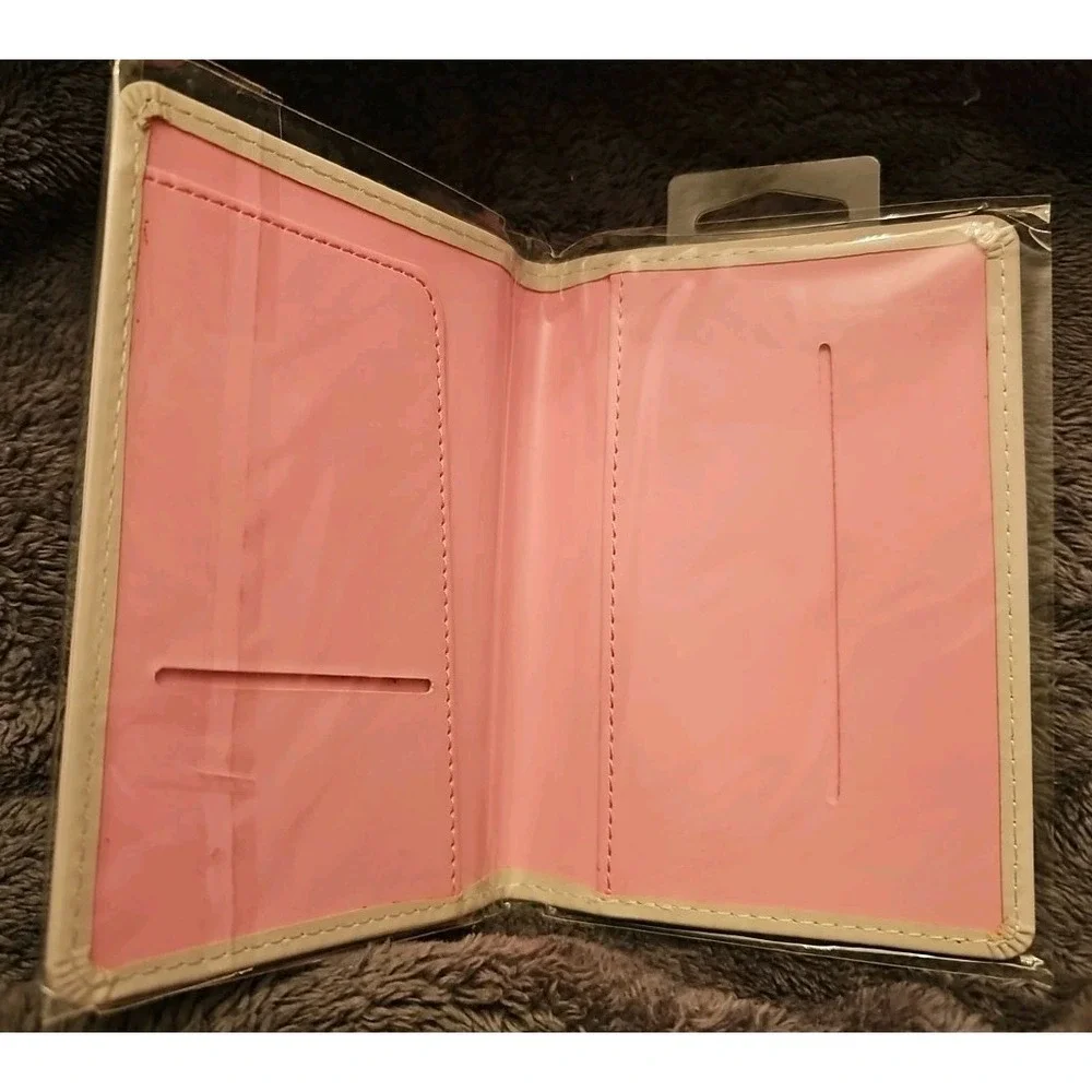 Berkley Bestiary Rainbow Kitten Passport Cover & 2 Mini Notebooks Galison